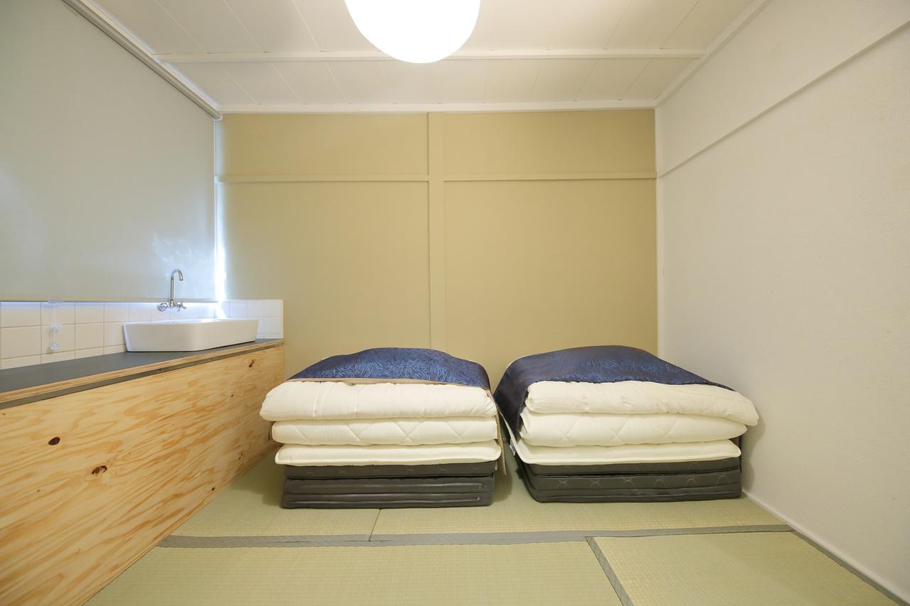 Raku Hostel Ōsaka Extérieur photo