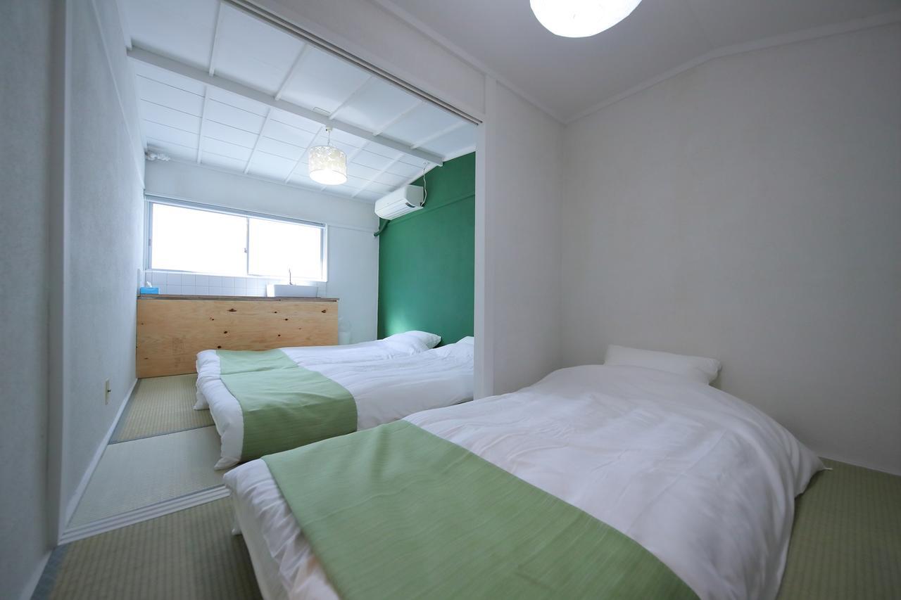 Raku Hostel Ōsaka Extérieur photo