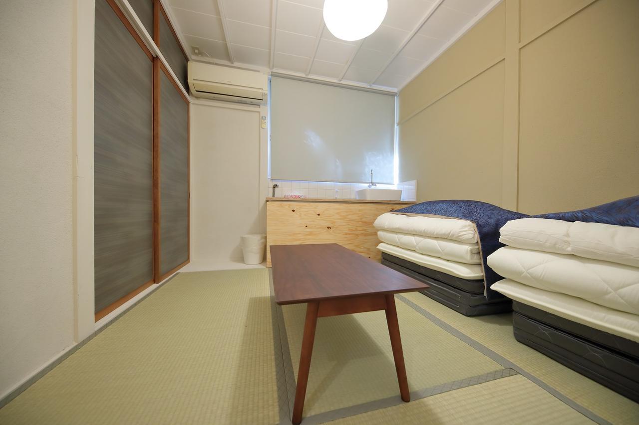 Raku Hostel Ōsaka Extérieur photo