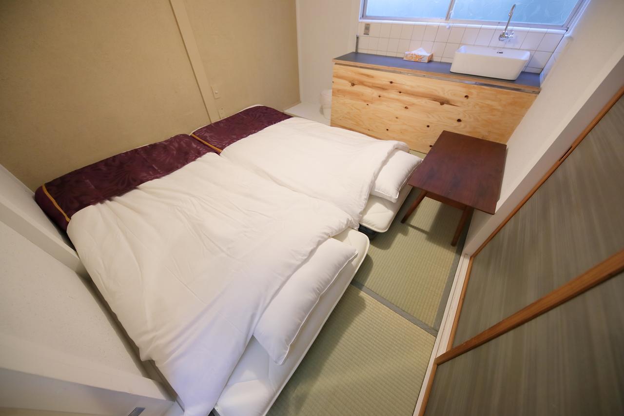 Raku Hostel Ōsaka Extérieur photo