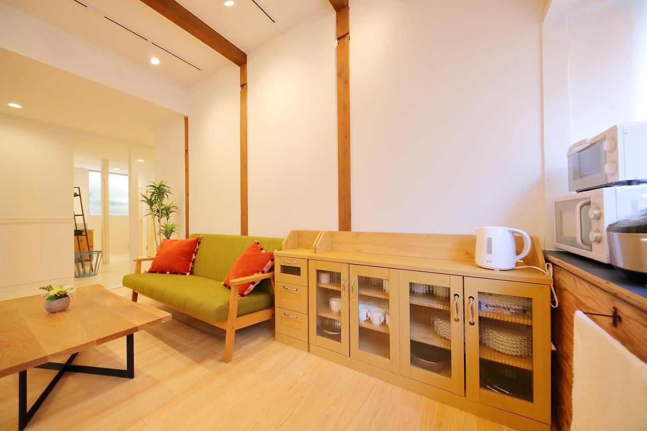 Raku Hostel Ōsaka Extérieur photo