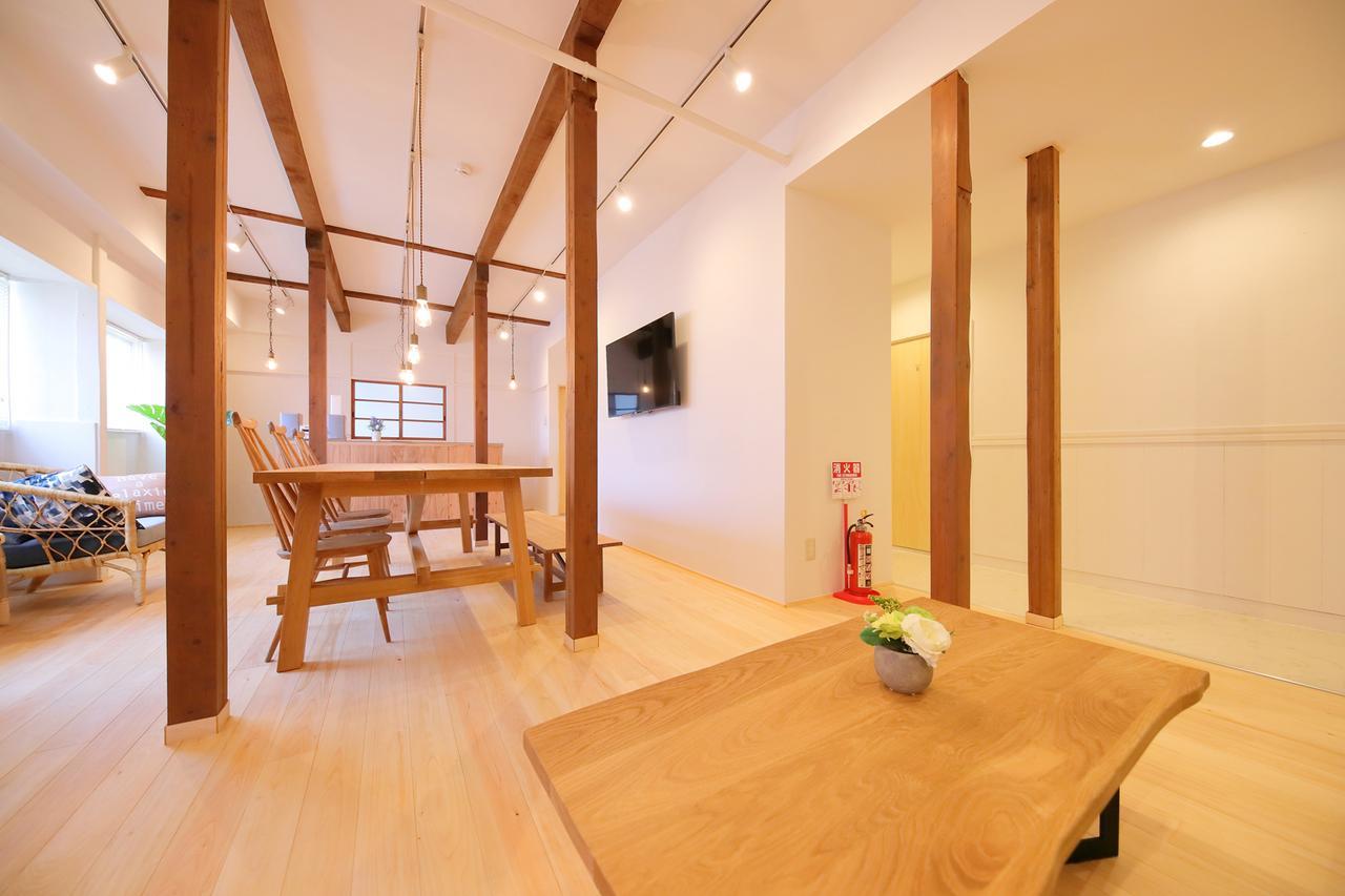 Raku Hostel Ōsaka Extérieur photo